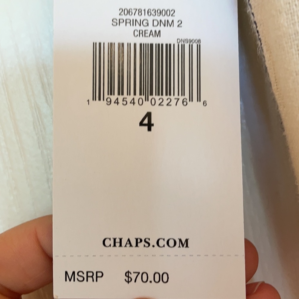 Chaps Linen Capris - Picture 3 of 3